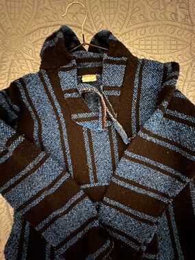 Men’s or Women’s V-Neck Striped Pullover Sweater in Black and Blue